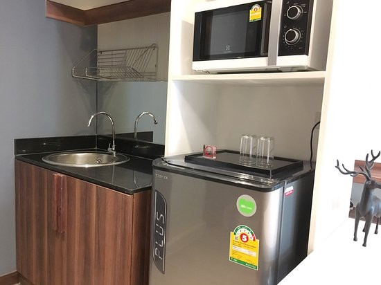 Champagne Hotel and Residence主图