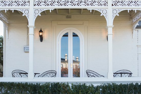 Windarra on High主图