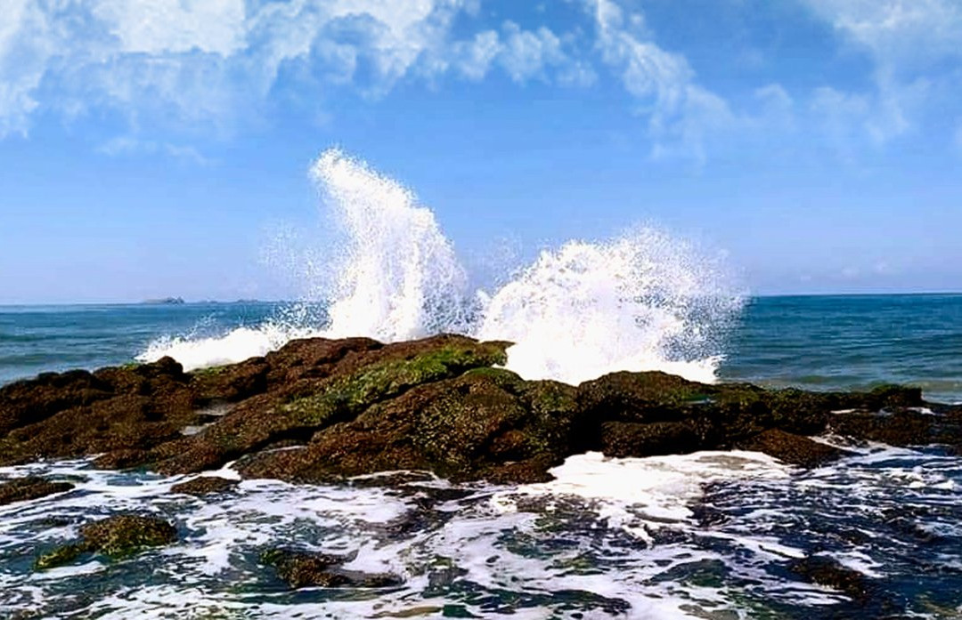 Bhogave Beach景点图片