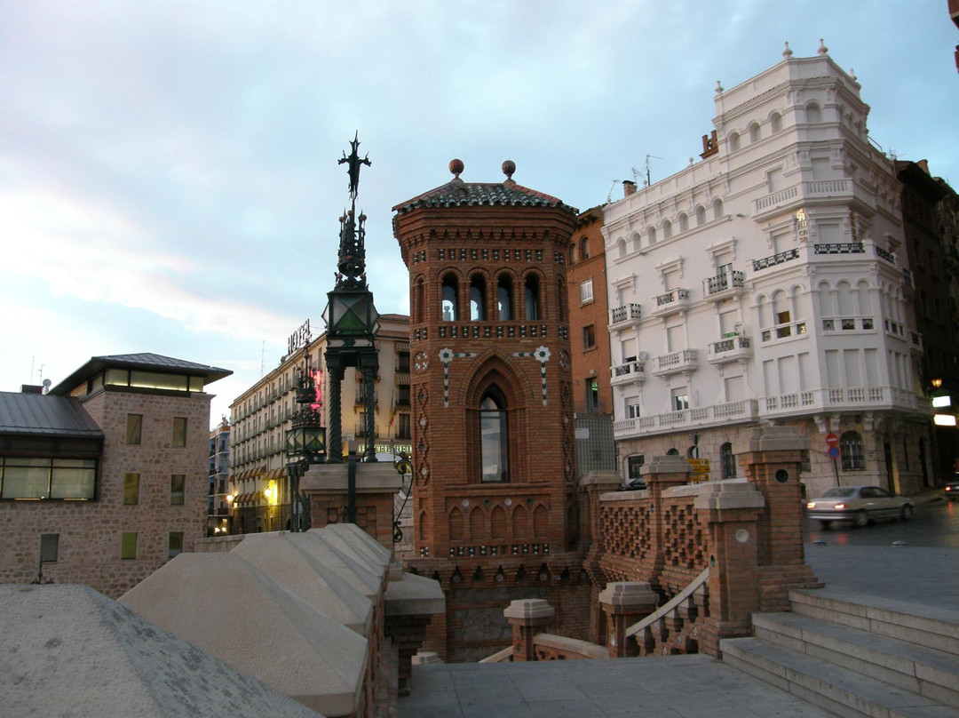 Meson  Ovalo