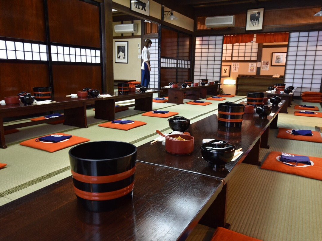 東家 大手先店