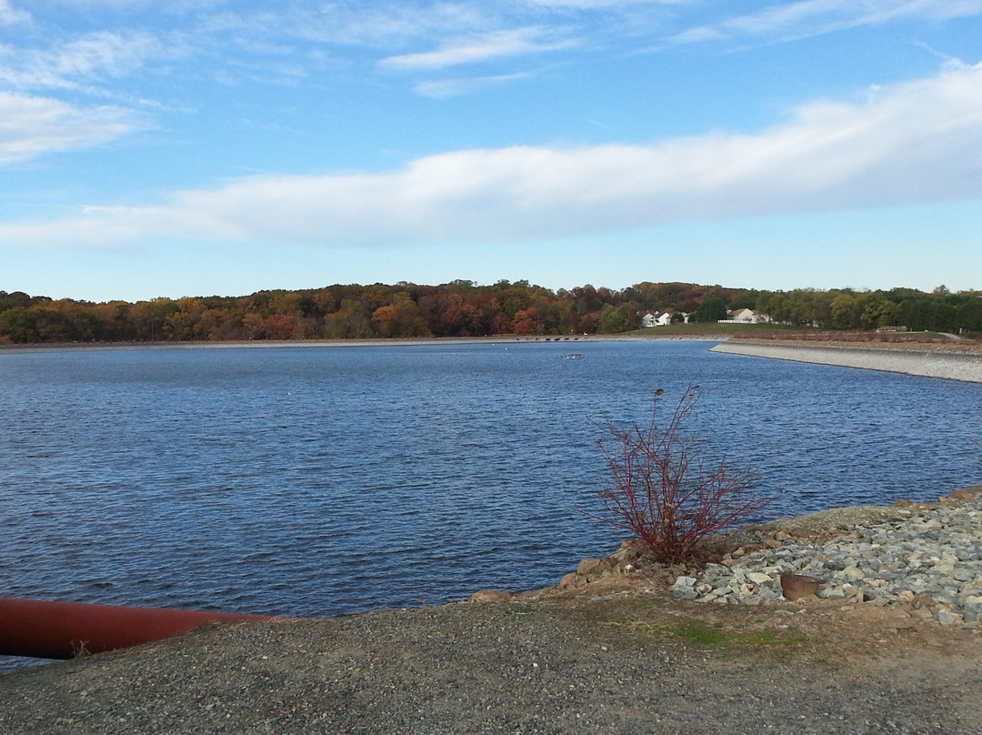 Newark Reservoir景点图片