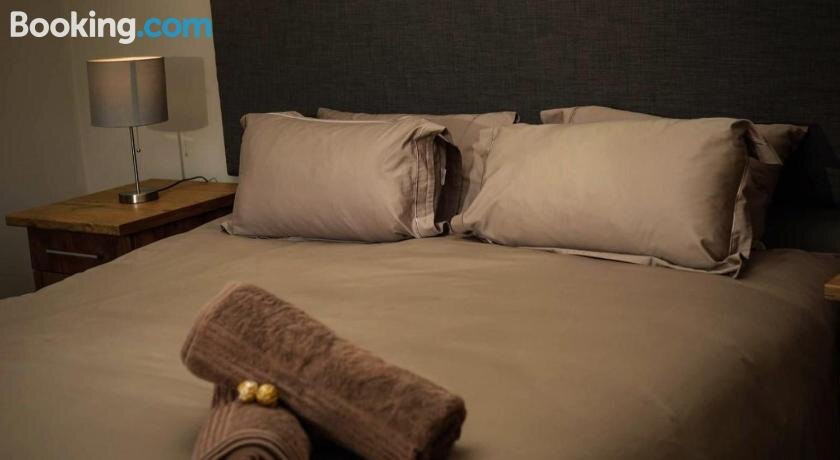 Goldfields Gardens Guesthouse主图