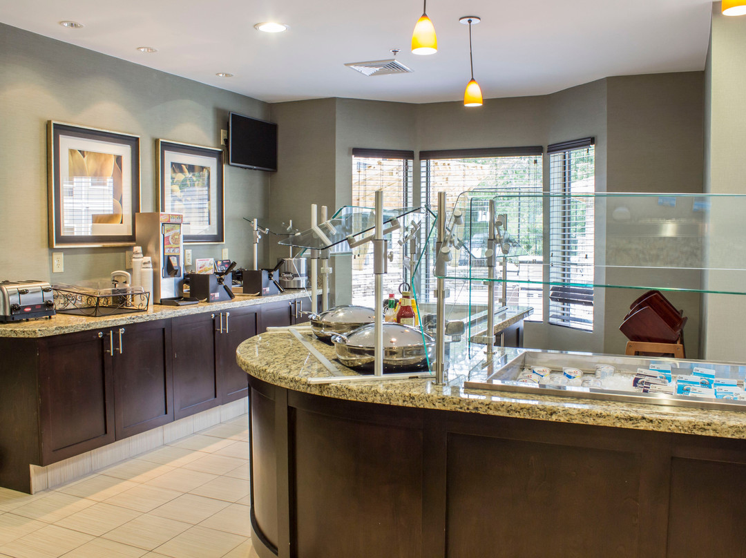 Staybridge Suites Jacksonville-Camp Lejeune Area by IHG主图