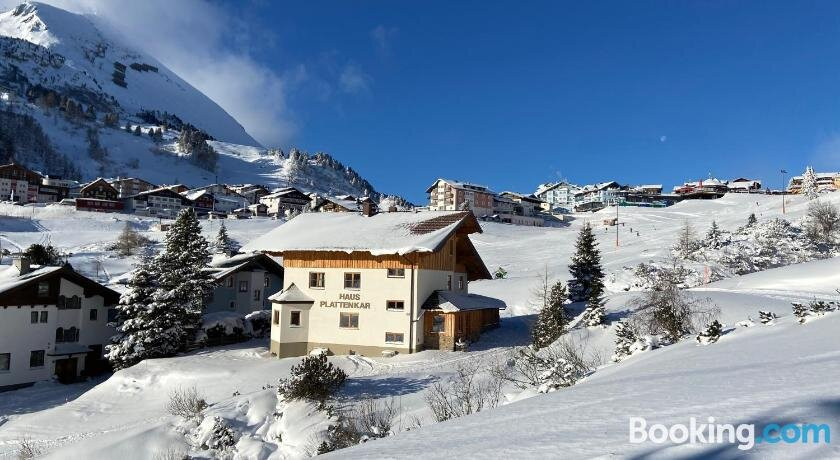 Haus Plattenkar主图