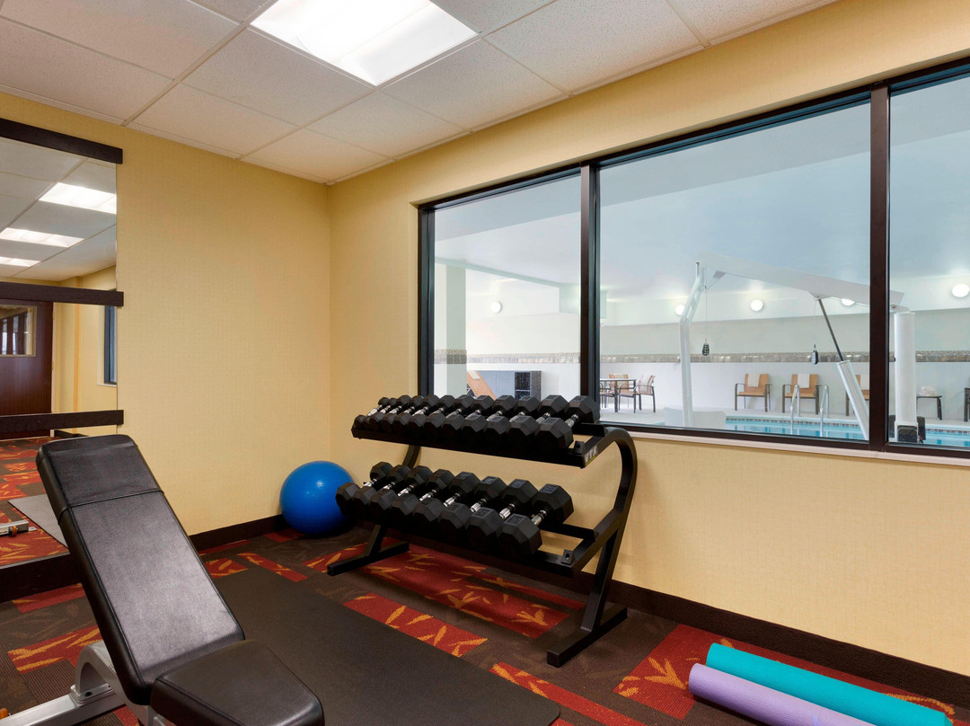 休斯顿庭院伍德兰酒店主图