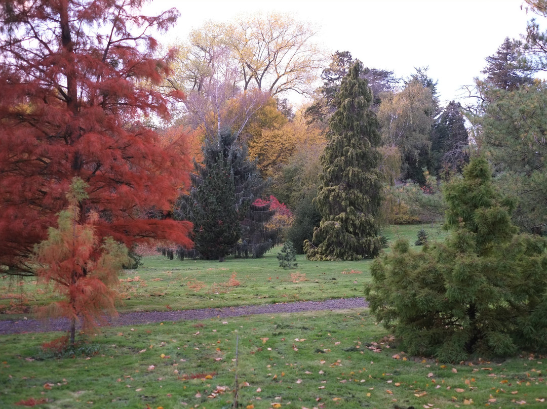 力推西部公园住宿酒店主图