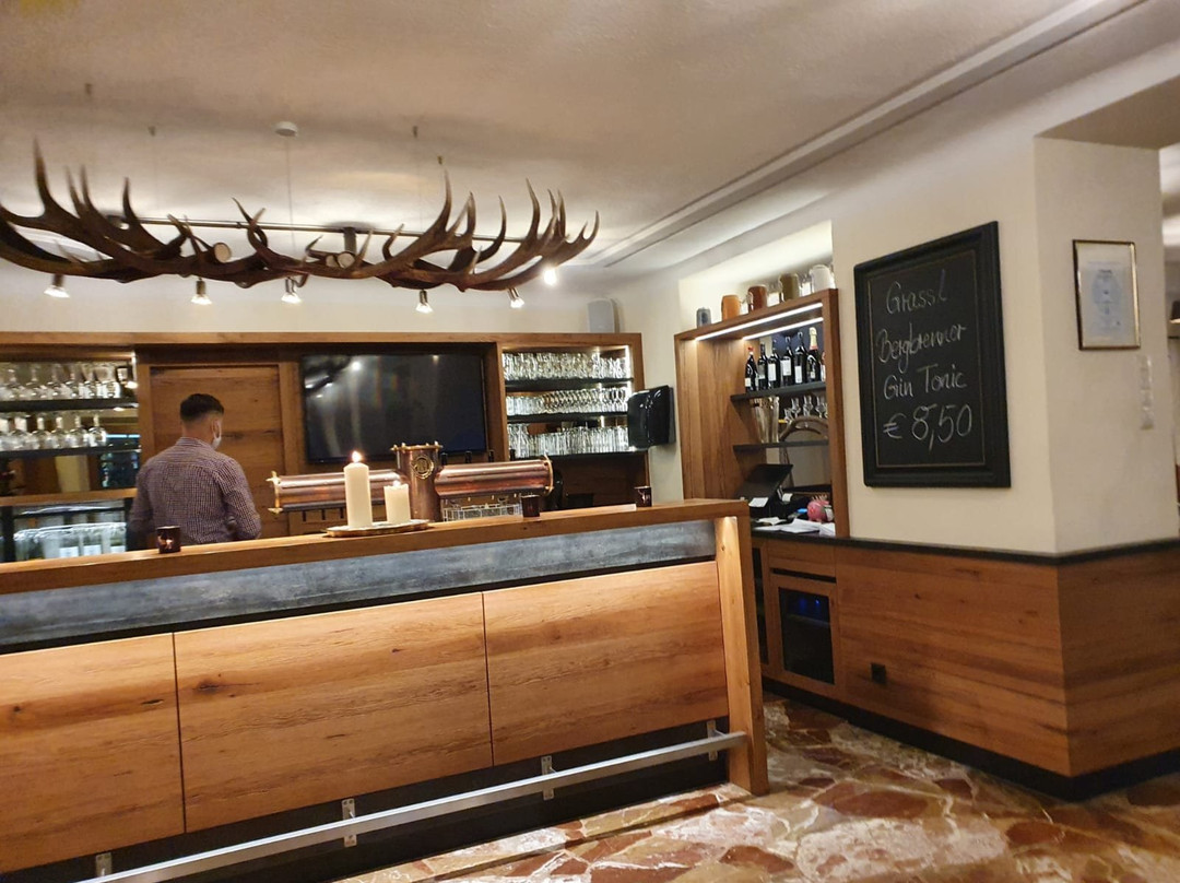 国王湖酒店主图