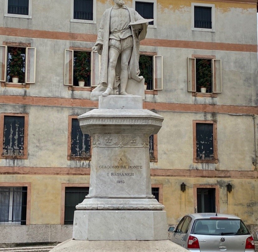 Statua a Jacopo dal Ponte-巴萨诺－德尔格拉帕必去景点