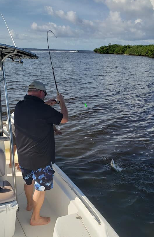 Reel Action Charters LLC-Placida必去景点