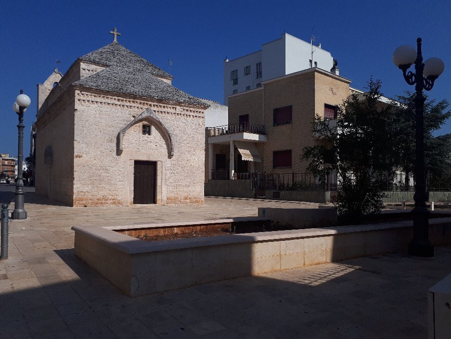 Chiesa San Rocco o Dell'Annunziata-Turi必去景点