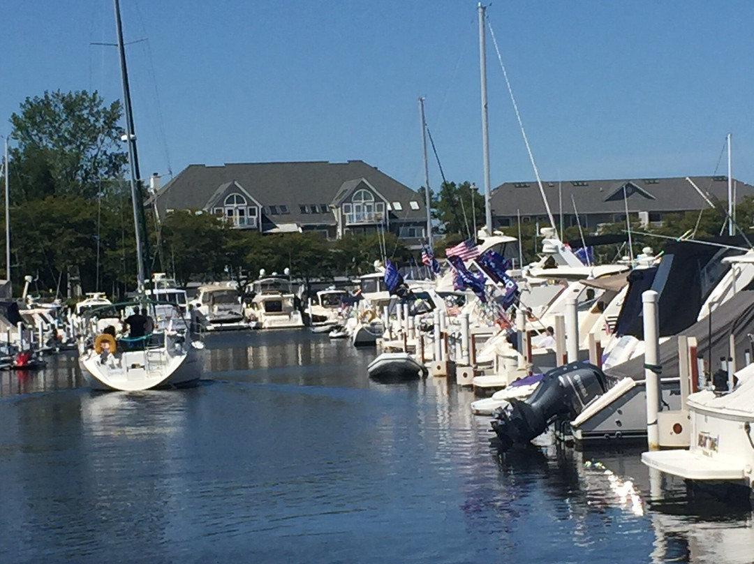 Oselka Marina-New Buffalo必去景点