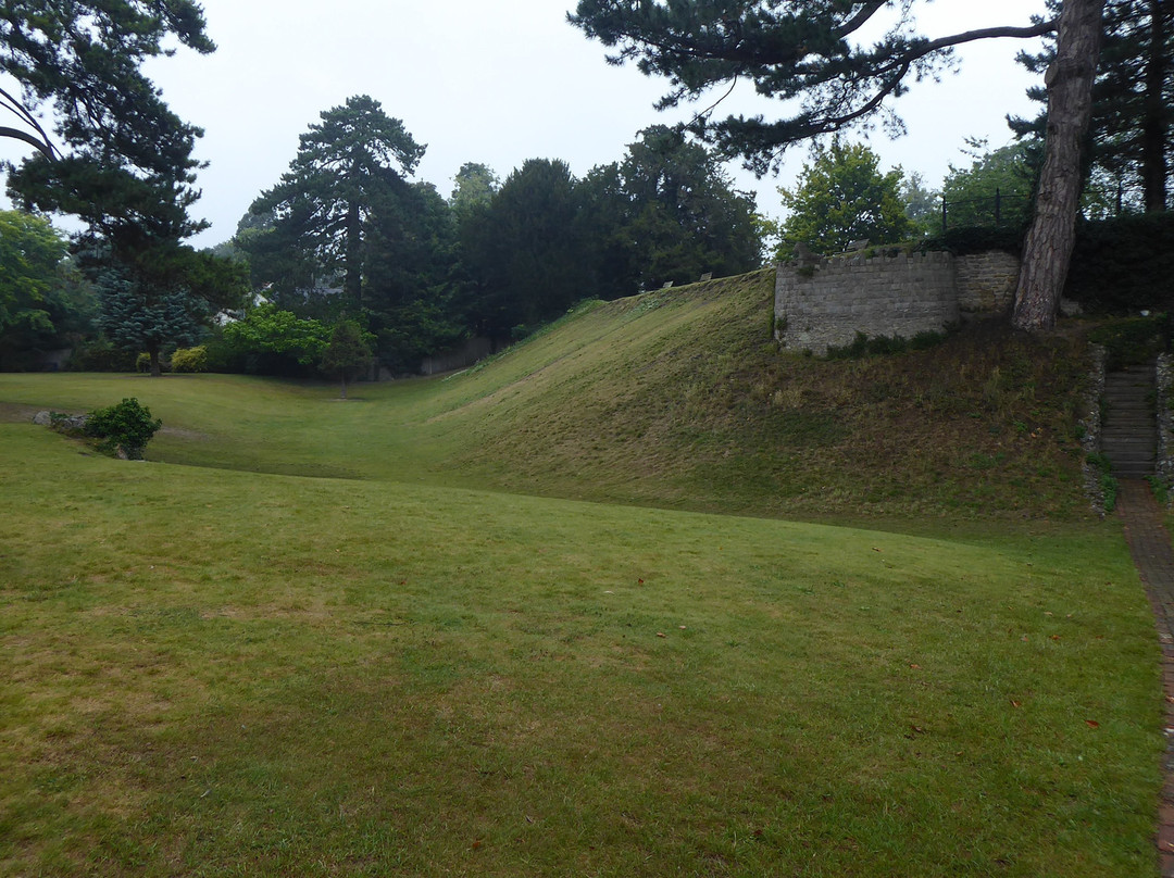 Wallingford Castle Gardens & Meadows-沃灵福德必去景点