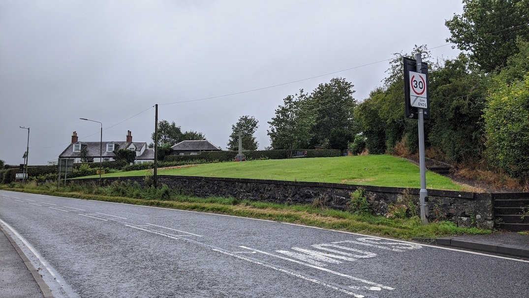 Ochiltree War Memorial景点图片