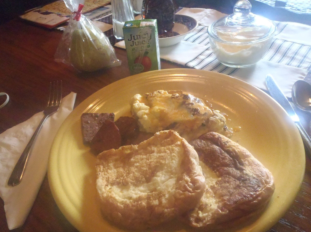 Betsy's Bed and Breakfast主图