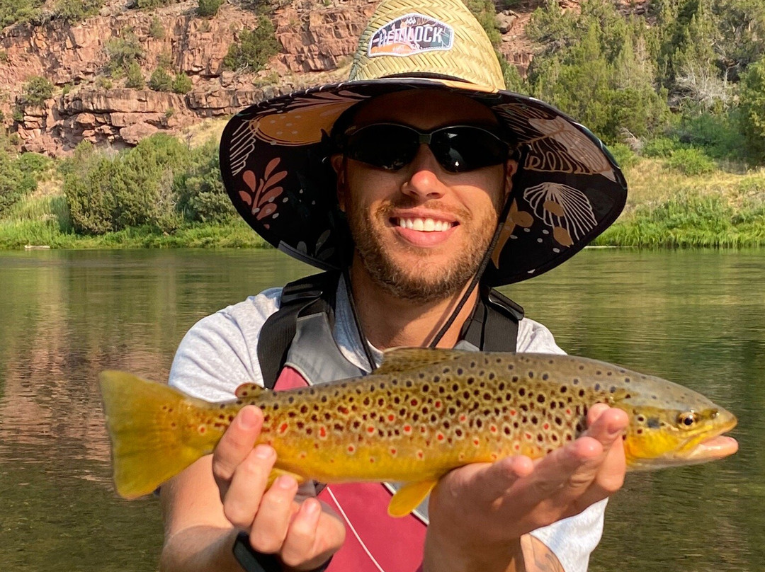 Old Moe Guide Service-Dutch John必去景点