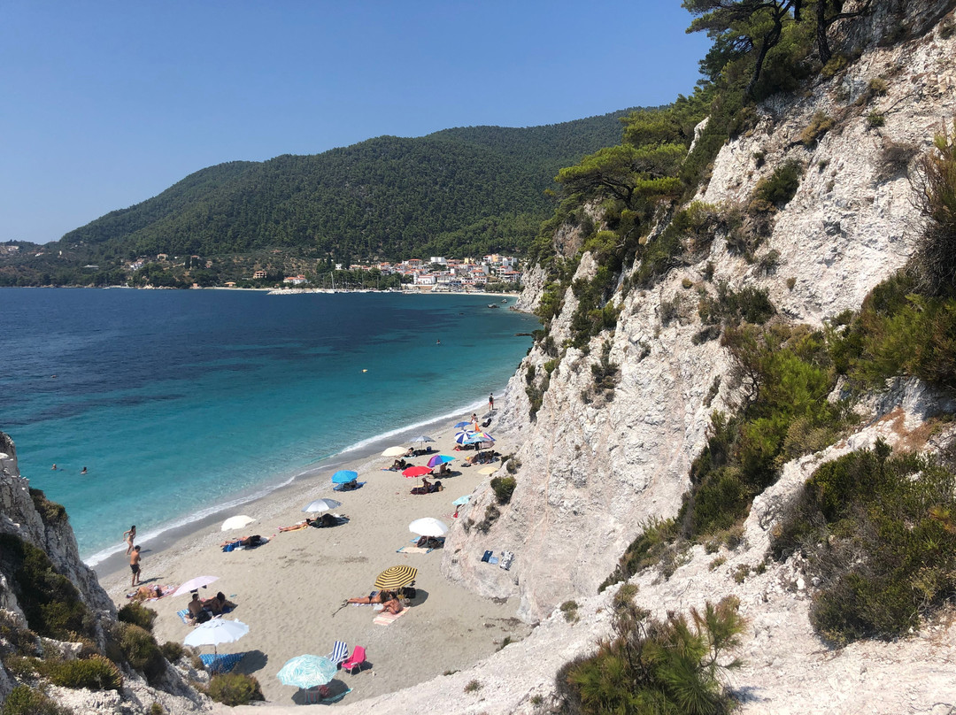 Hovolo Beach景点图片