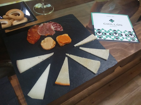 Queserías Chillón Plaza - Museo del Queso Chillón-Toro必去景点