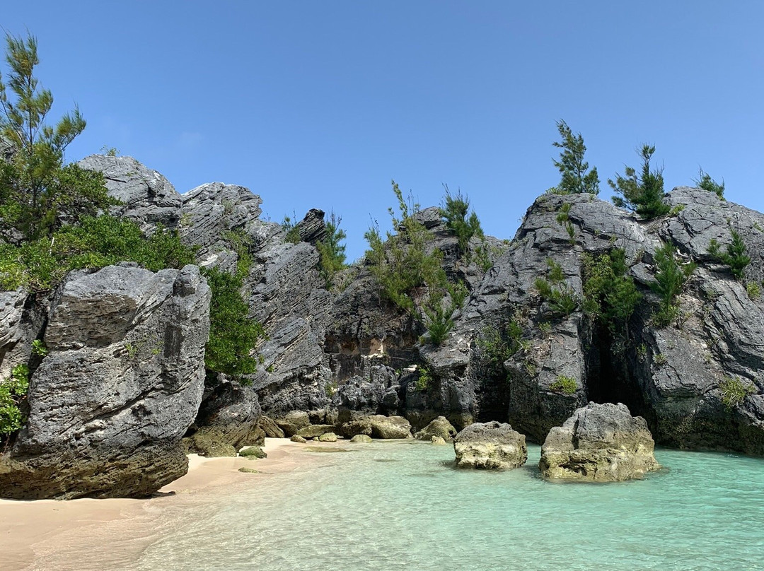 Jobson's Cove Beach-Warwick Parish必去景点