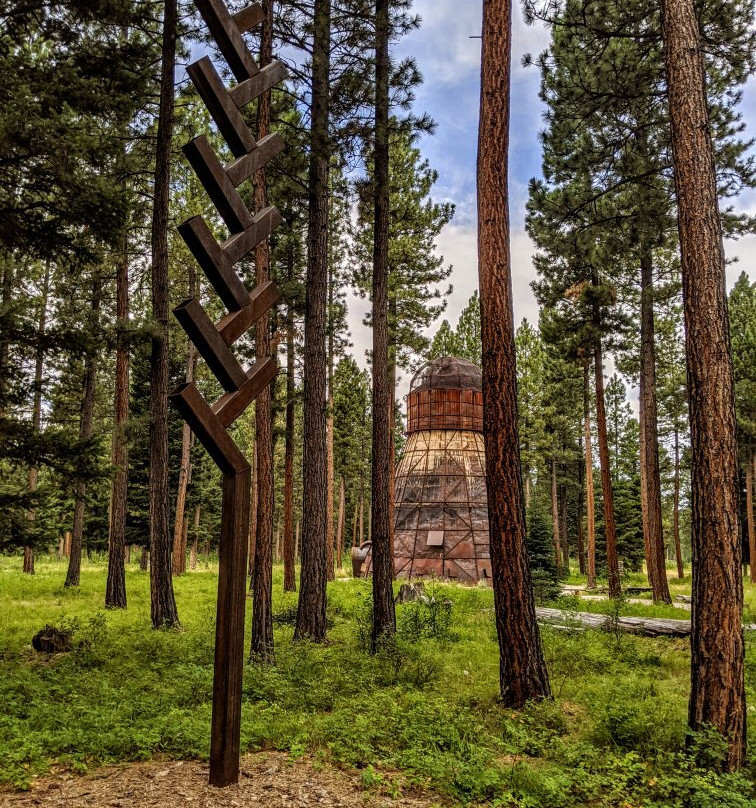 Blackfoot Pathways:Sculpture in the Wild景点图片
