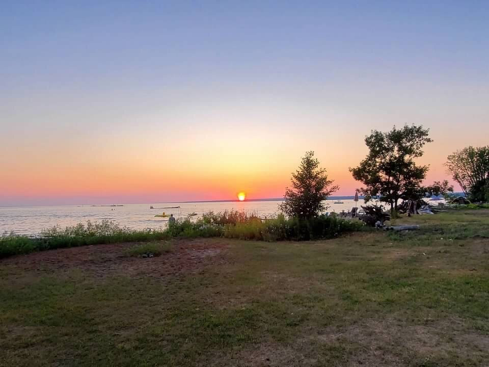 Verona Beach lighthouse景点图片