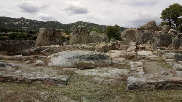Archaeological site of La Cabilda-Hoyo de Manzanares必去景点