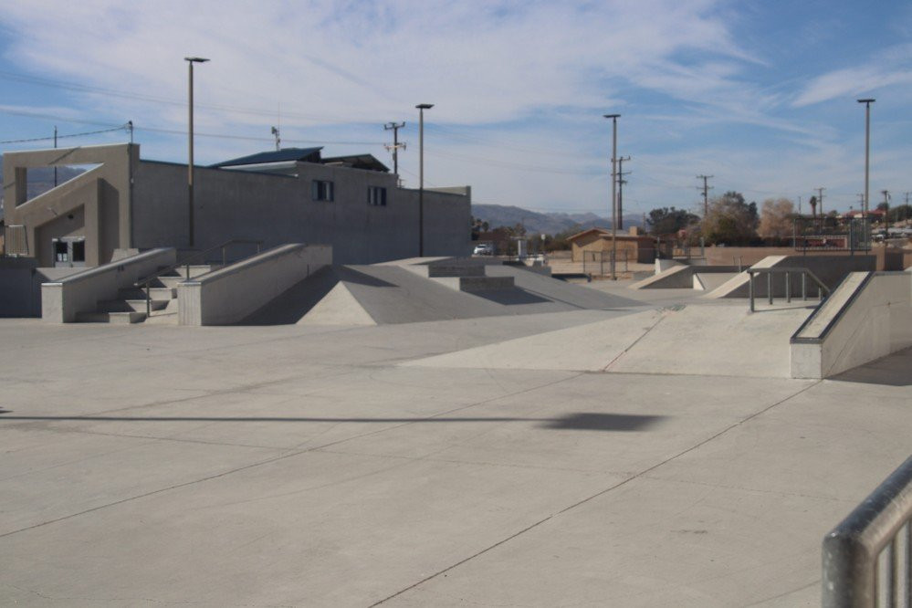 Luckie Park-二十九棕榈村必去景点