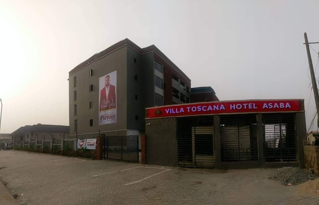 Villa Toscana Hotel Asaba主图