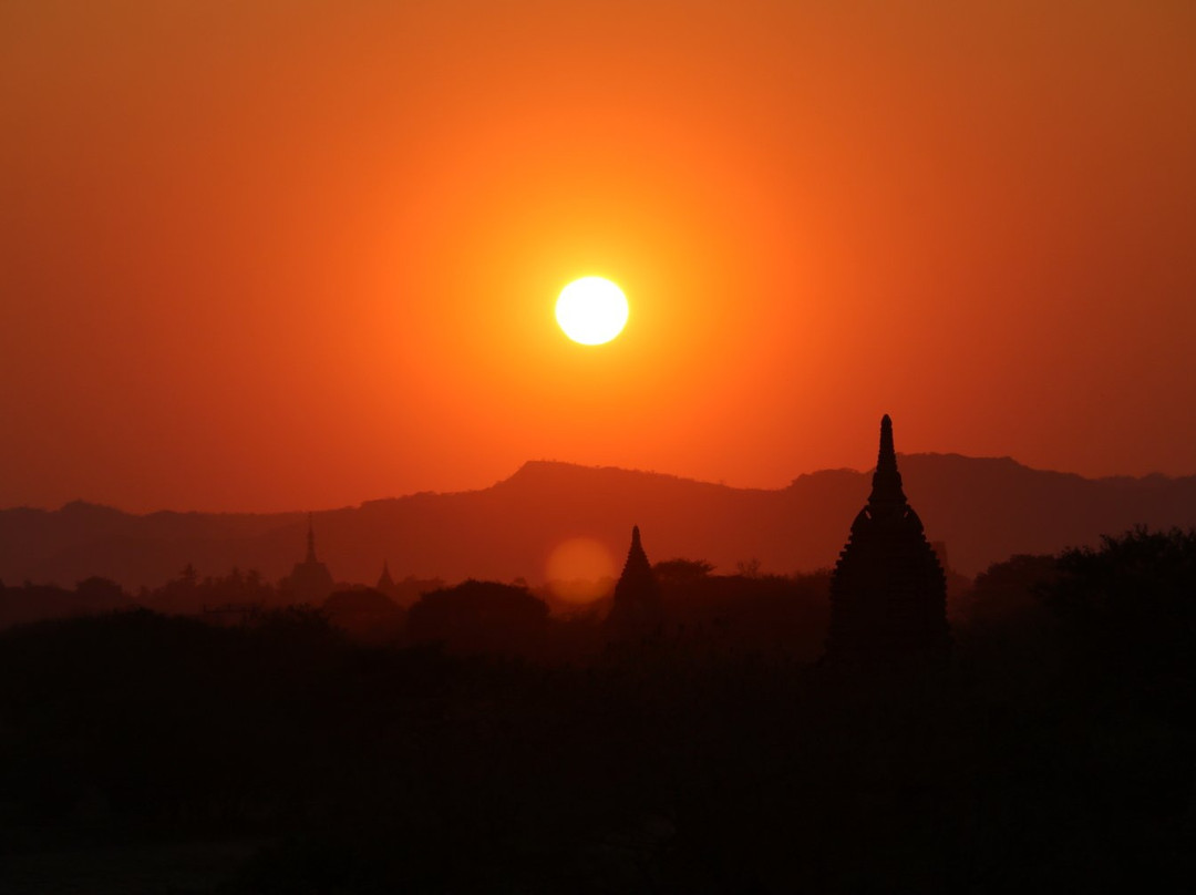 Nyaunglaphet Sunset Hill-良乌必去景点