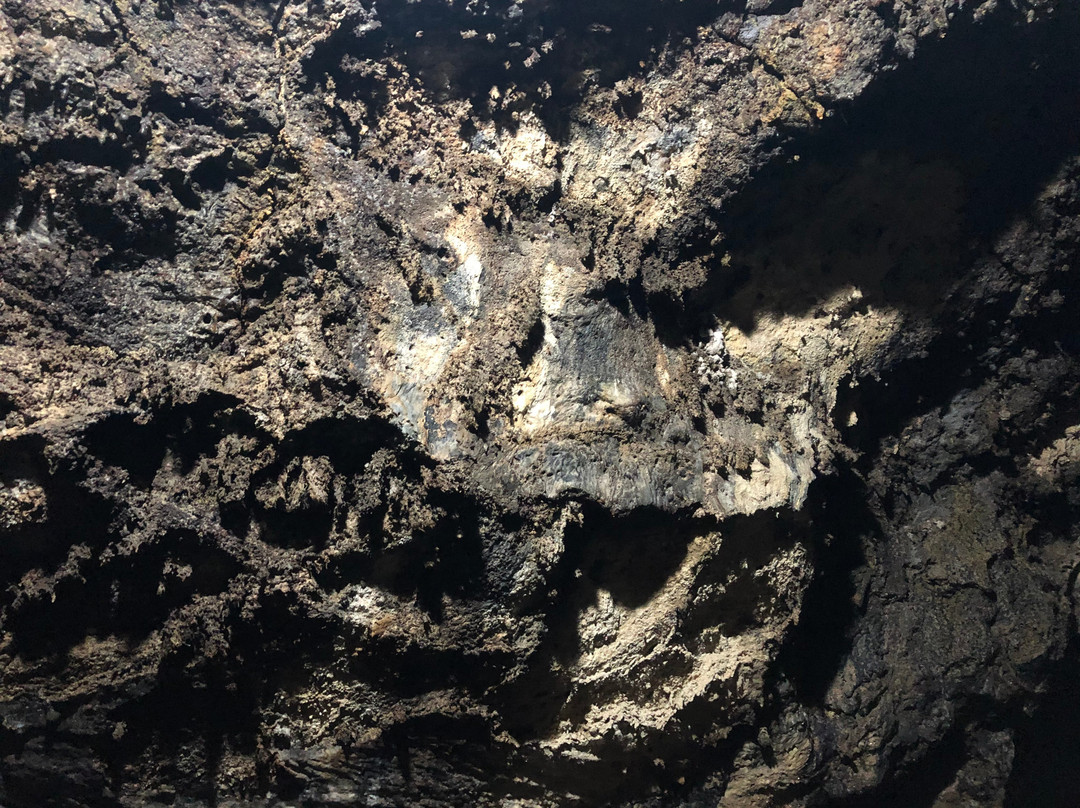 Tunel de Lava Bellavista-Bellavista必去景点