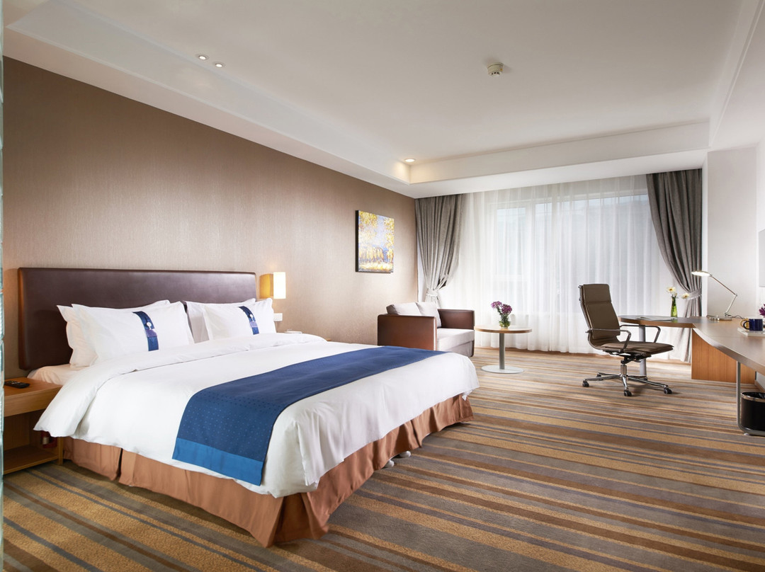 鄂尔多斯东胜智选假日酒店主图