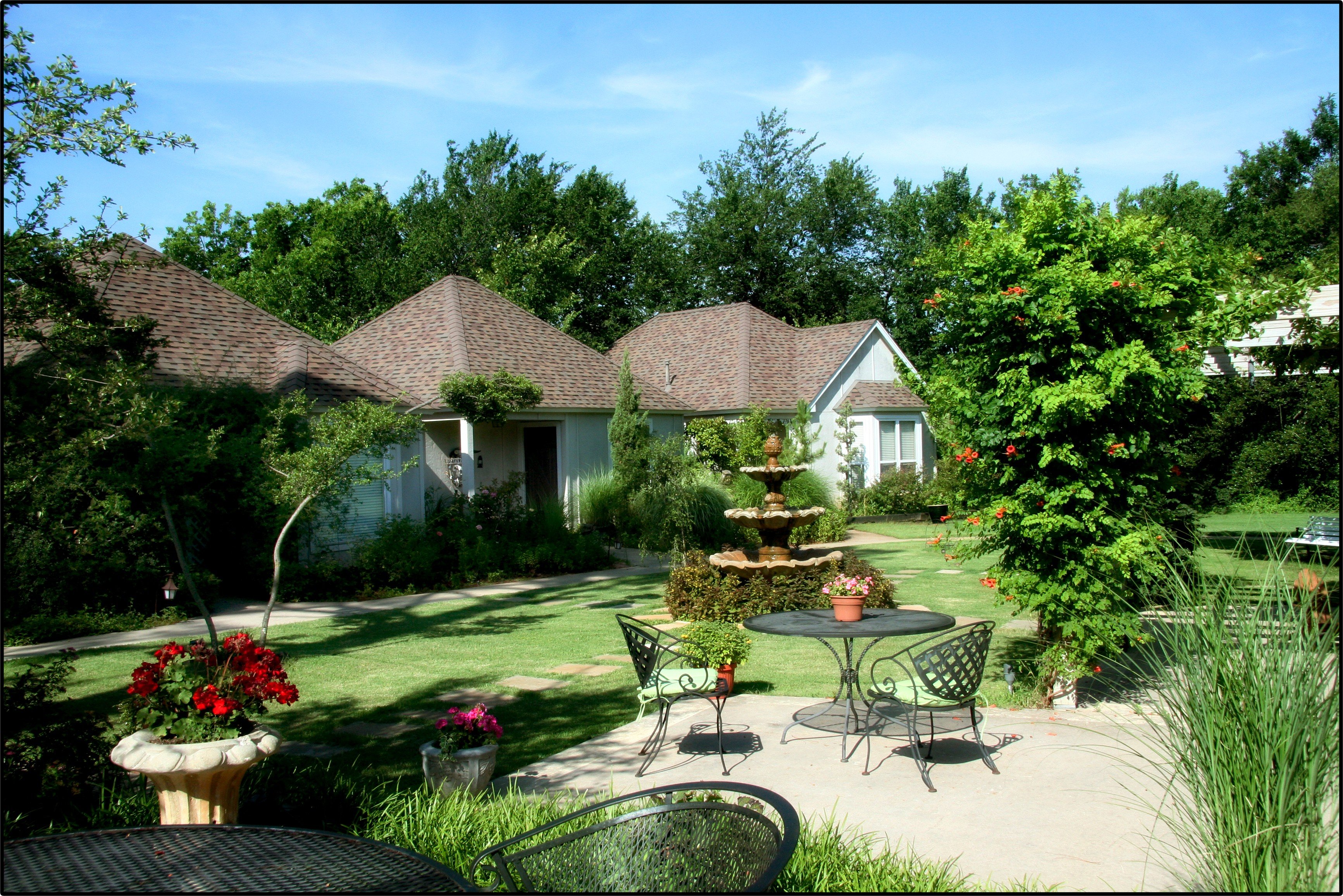 Lindley House Garden Cottages-官方