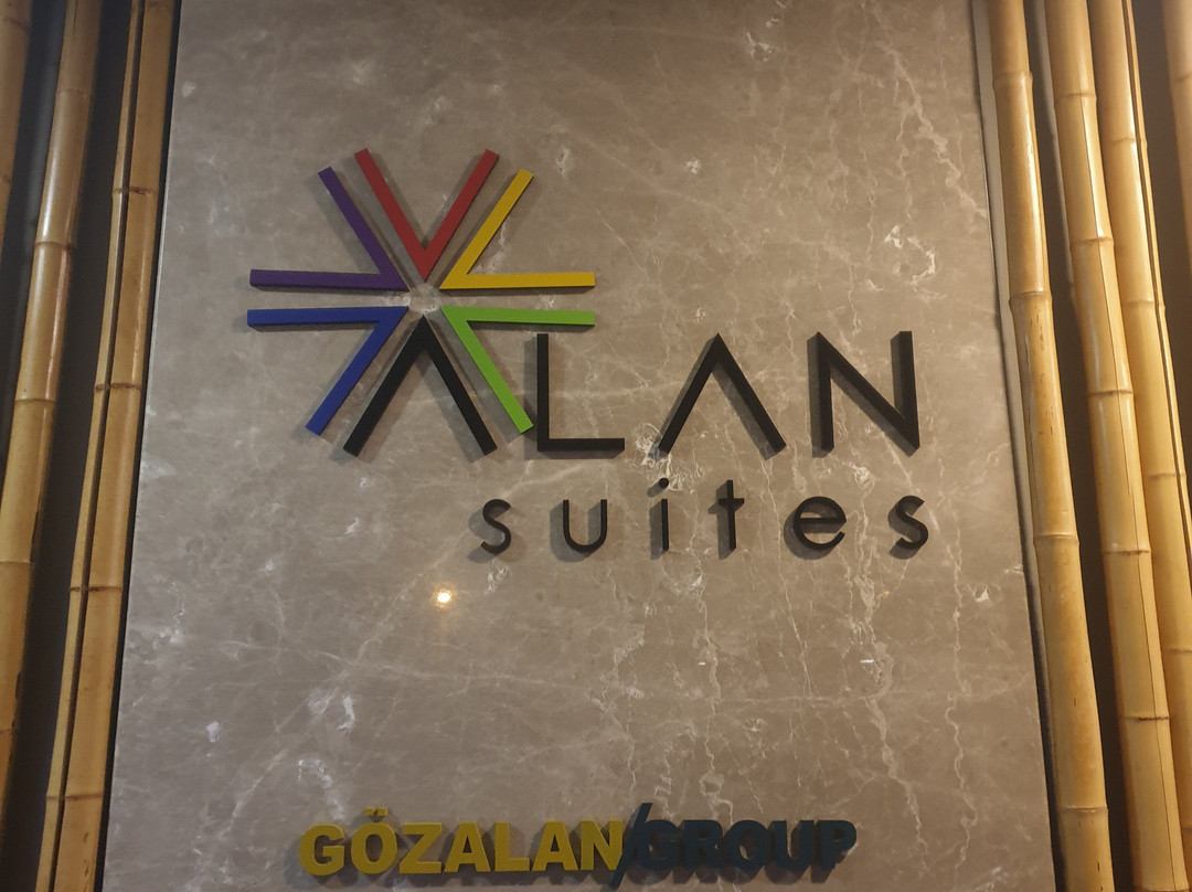 Alan Suites主图
