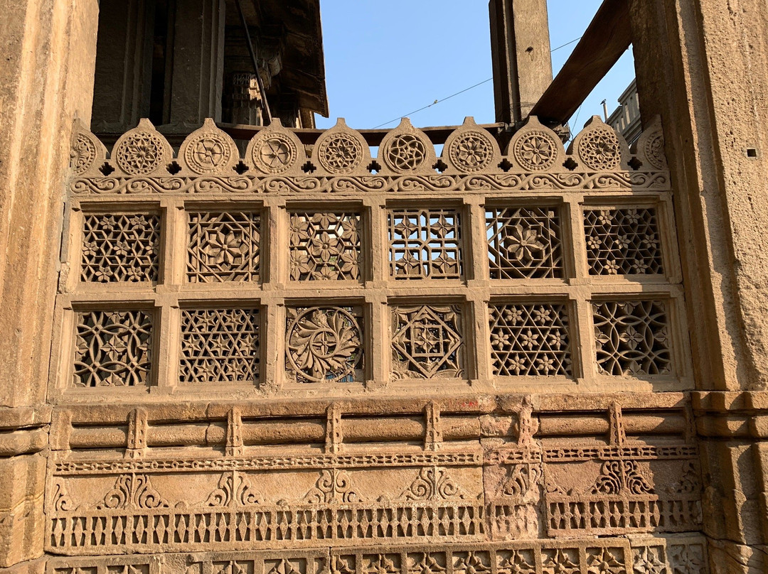 Ahmad Shah's Tomb景点图片