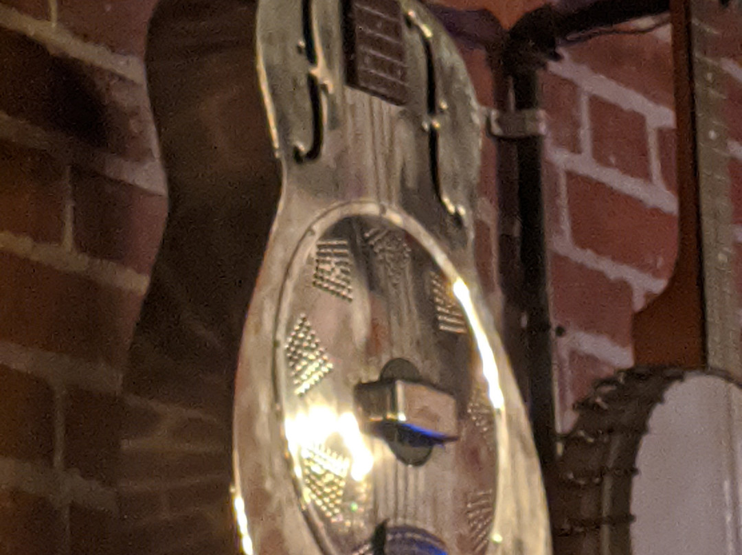 Asheville Guitar Bar景点图片