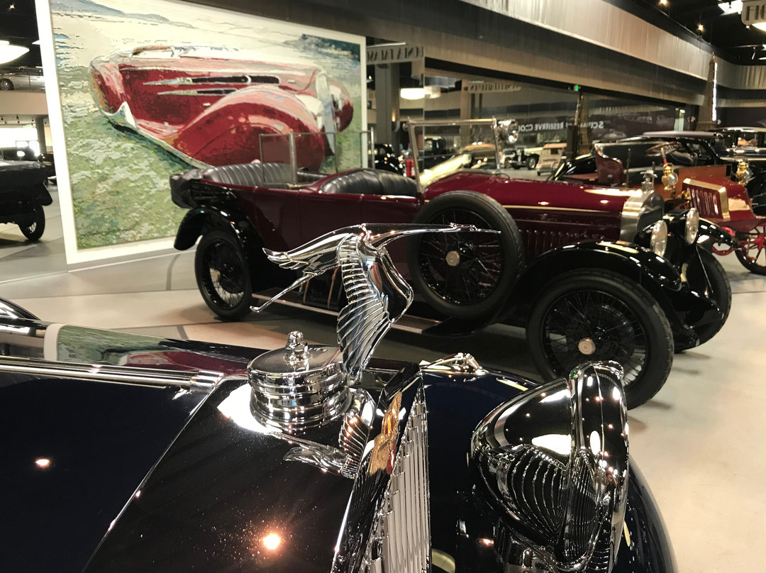 Mullin Automotive Museum景点图片