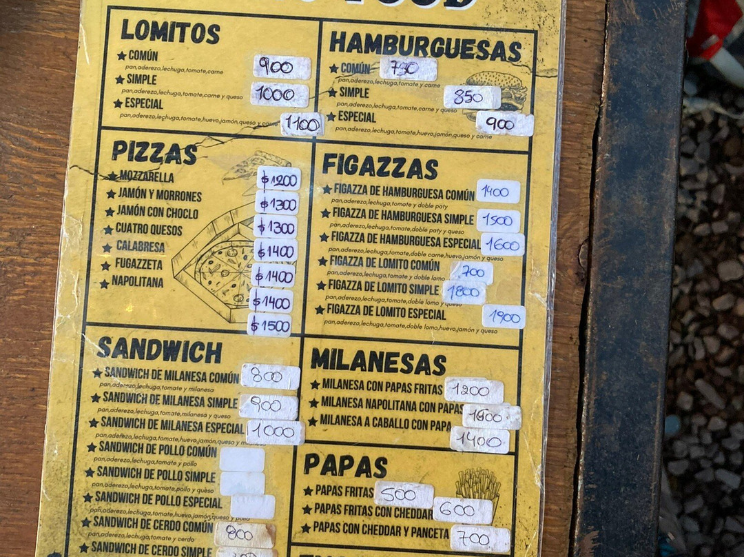 Mariscal Bar & Hostel