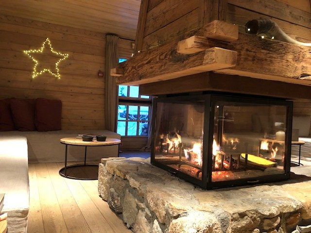 Le Cerf Amoureux主图