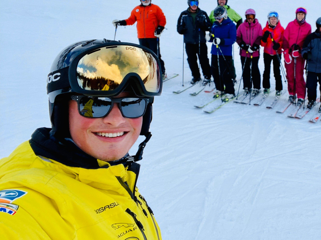 Saslong Ski School景点图片