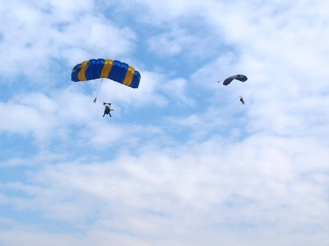 Skydiving Paradive-Hof Carmel必去景点