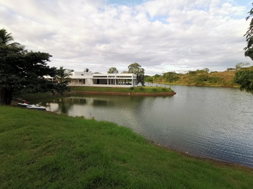 Hotel VistaLago-官方
