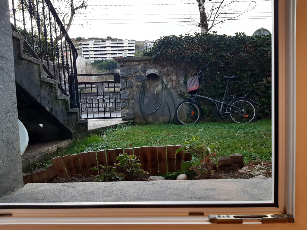 Pensión Zumardi主图