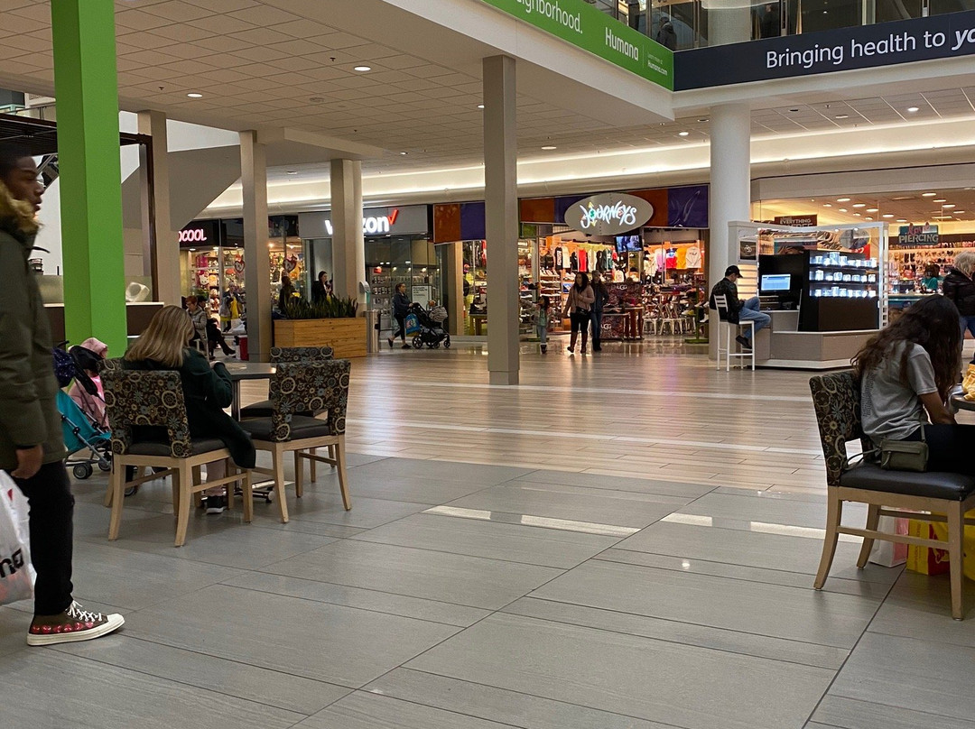 Yorktown Center-伦巴第必去景点