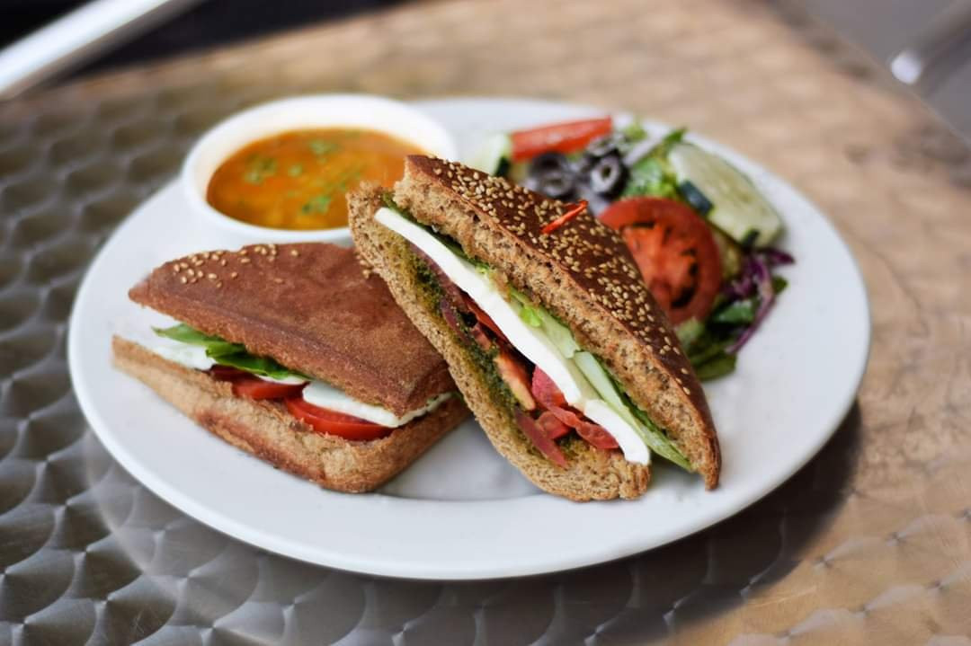 Gourmeli Insurgentes