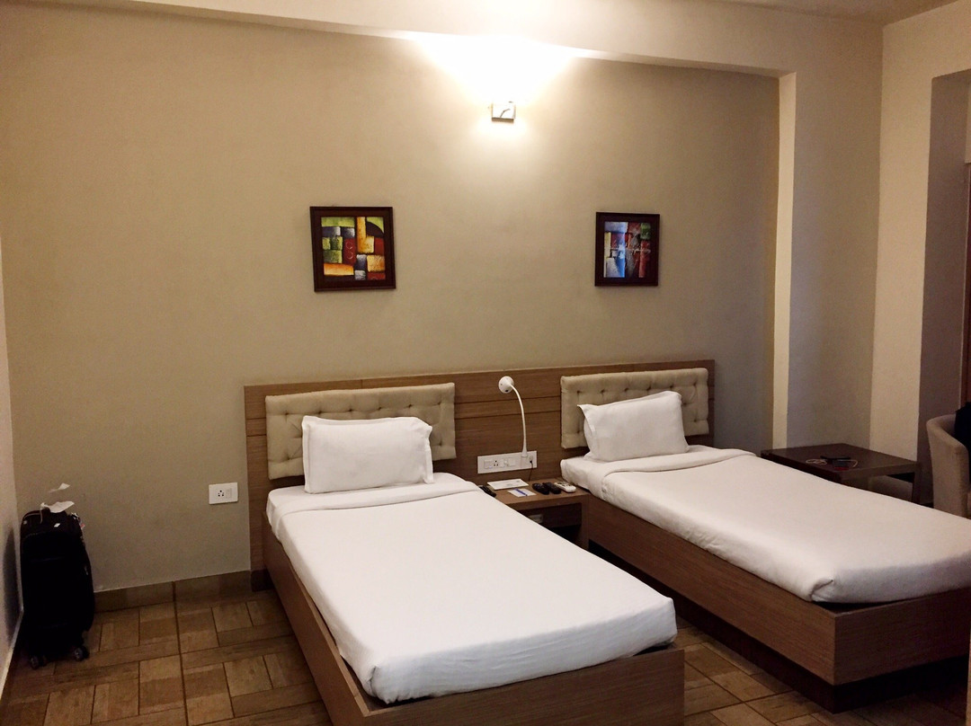 Hotel Genista Inn主图