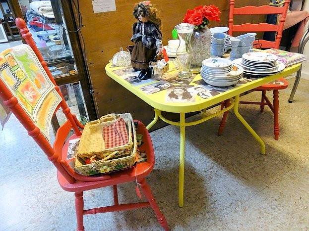 Exhausted Rooster Antique Mall