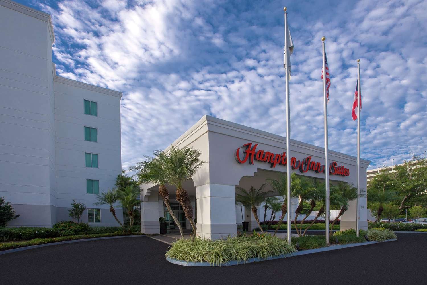 Hampton Inn & Suites By Hilton San Juan-官方