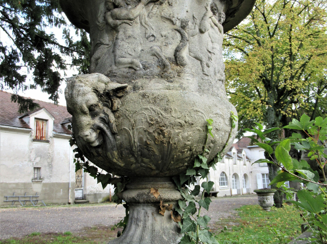 Château des Cèdres-Montfermeil必去景点