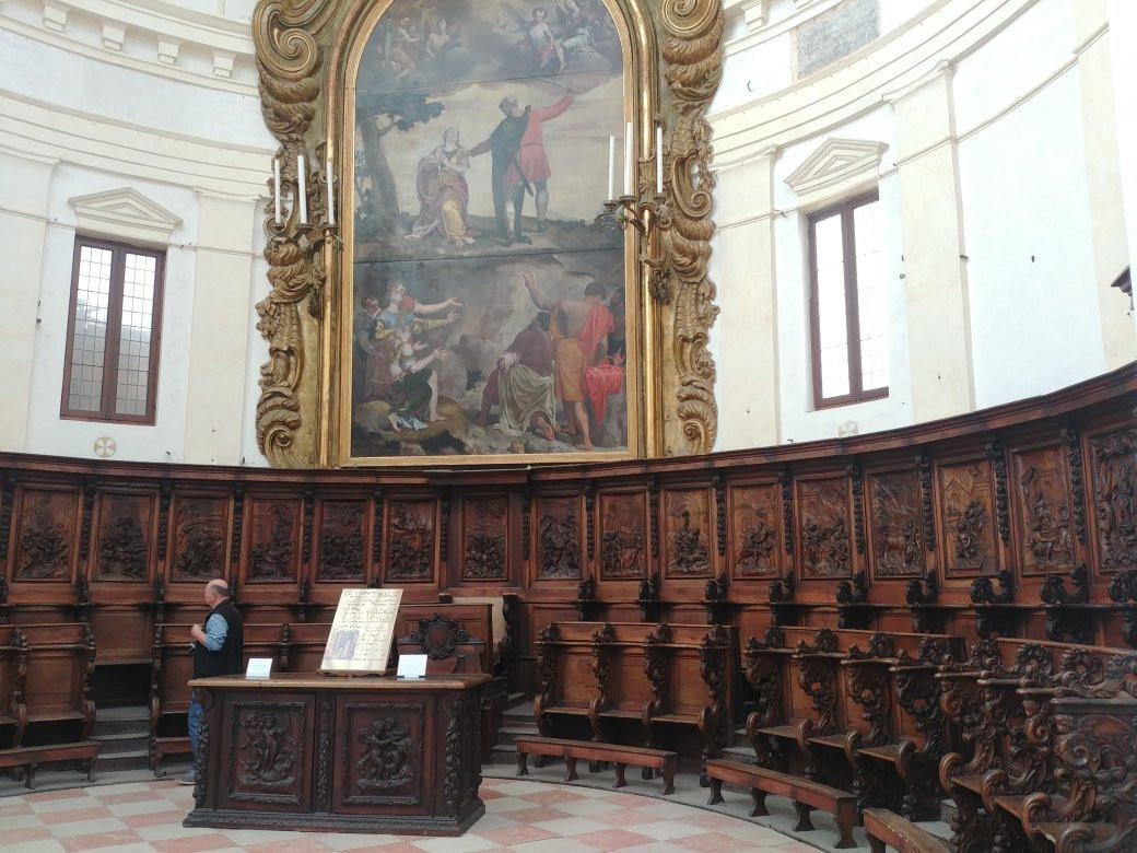Basilica di Santa Barbara-曼托瓦必去景点