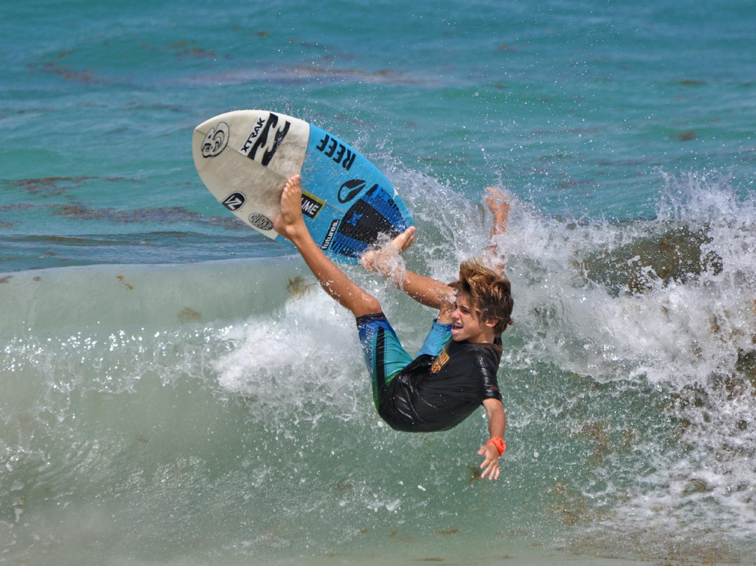 Burkie Surf School-基督城必去景点